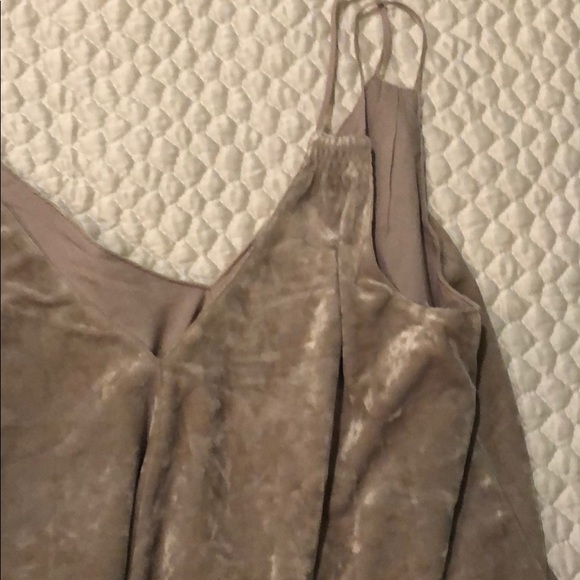 BNWT Crushed Velvet Top - Picture 5 of 5